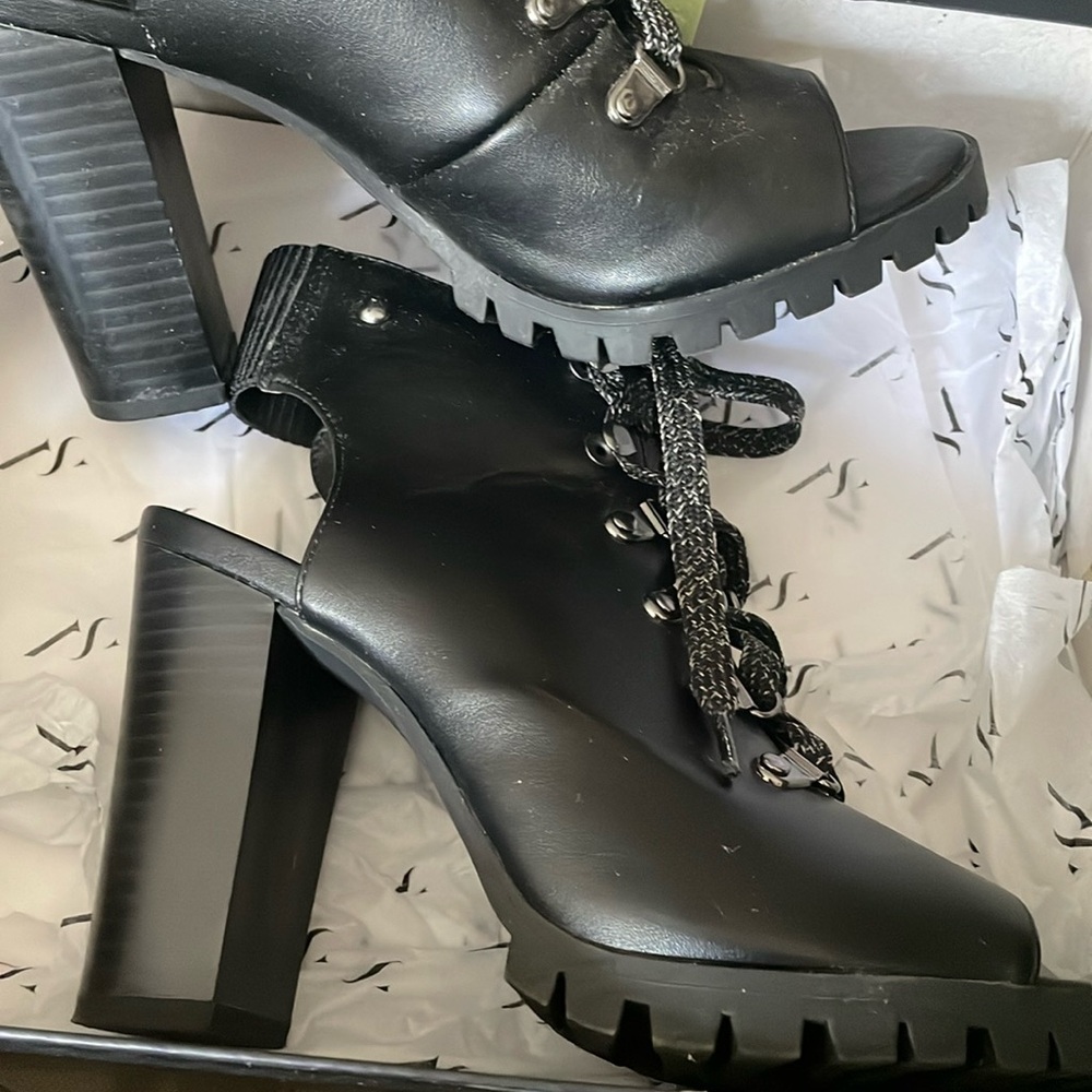 Vera Wang Open Toe Booties